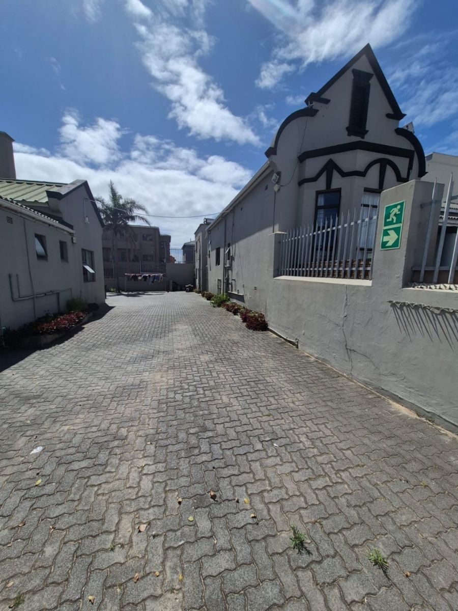 19 Bedroom Property for Sale in Quigney Eastern Cape